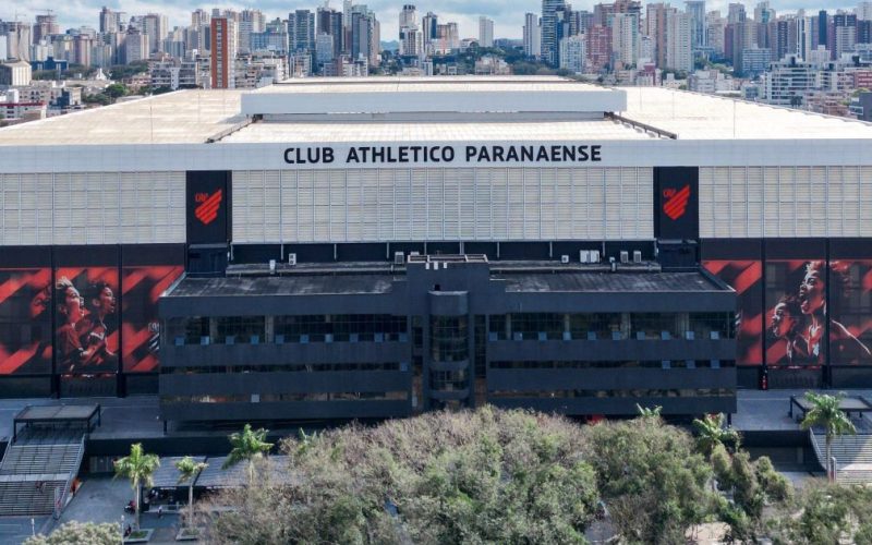 Athletico-PR e Bahia se enfrentam na Arena da Baixada em duelo decisivo pela Libertadores na 28ª rodada do Brasileiro