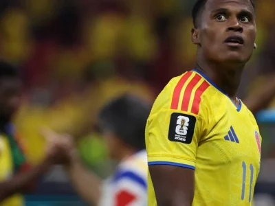 México e Colômbia empatam em 1 a 1 em amistoso; Gilberto Mora garante igualdade para os mexicanos após gol de Luis Suárez