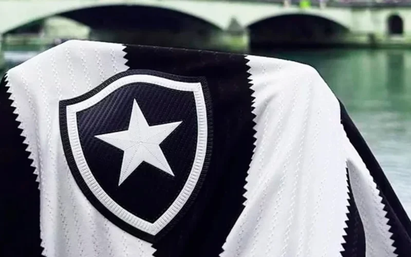 Botafogo libera lateral Lucyo para o Fortaleza e mira reforço de €12 milhões no meio-campo