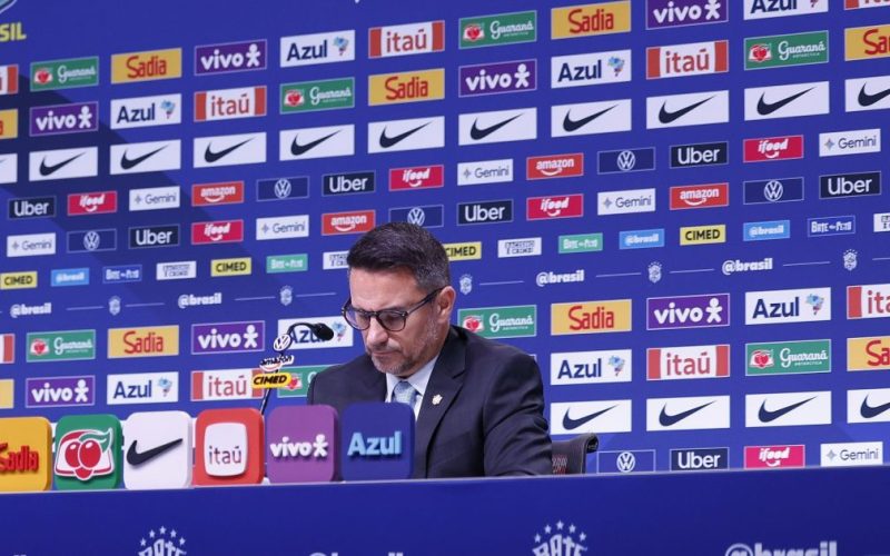 CBF avalia readequação no limite de estrangeiros no futebol brasileiro após aumento recente