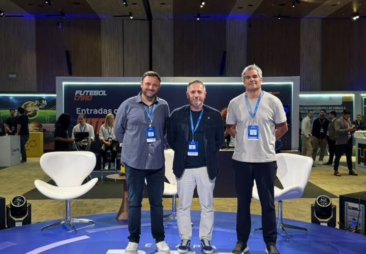 Cícero Souza discute profissionalização e gestão no futebol em painel da Confut Sudamericana 2026