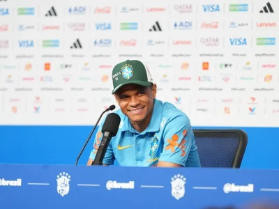 Douglas Santos responde ao técnico da Noruega: “Esse tipo de comentário motiva” antes de duelo nas oitavas da Copa do Mundo