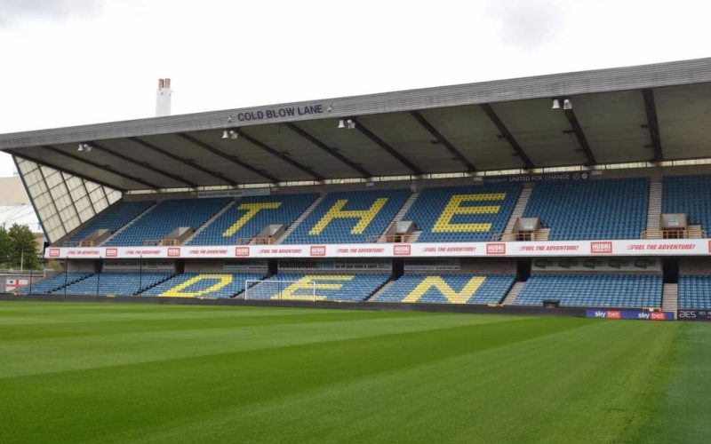 Millwall e West Ham reúnem torcedores no ‘East London Derby’ após 14 anos em confronto marcado por rivalidade histórica