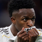 Vinícius Júnior se torna o brasileiro mais bem pago do futebol após renovação com o Real Madrid