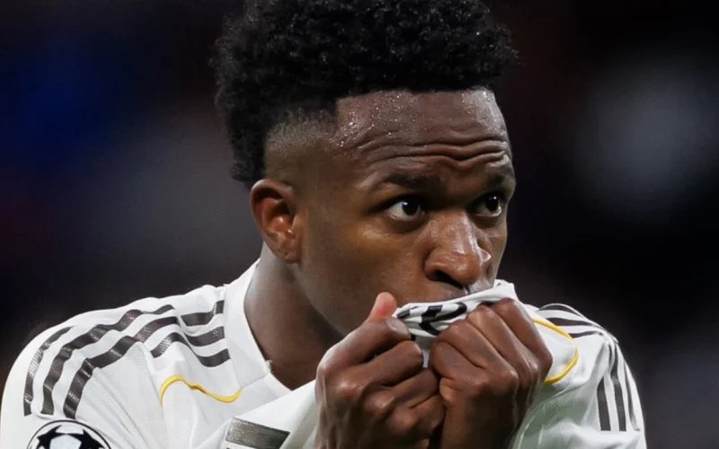 Vinícius Júnior se torna o brasileiro mais bem pago do futebol após renovação com o Real Madrid