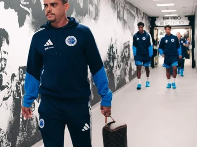 Fagner revela como foi a saída conturbada do Corinthians durante reencontro com o Cruzeiro