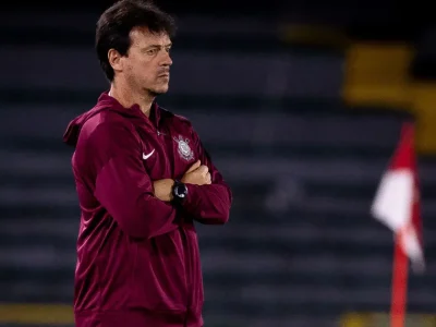 Corinthians enfrenta crise financeira com jogadores sem receber há um mês e avaliam impacto em campo