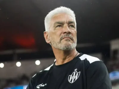 Omar De Felippe é o novo técnico do Talleres após saída de Jorge Sampaoli