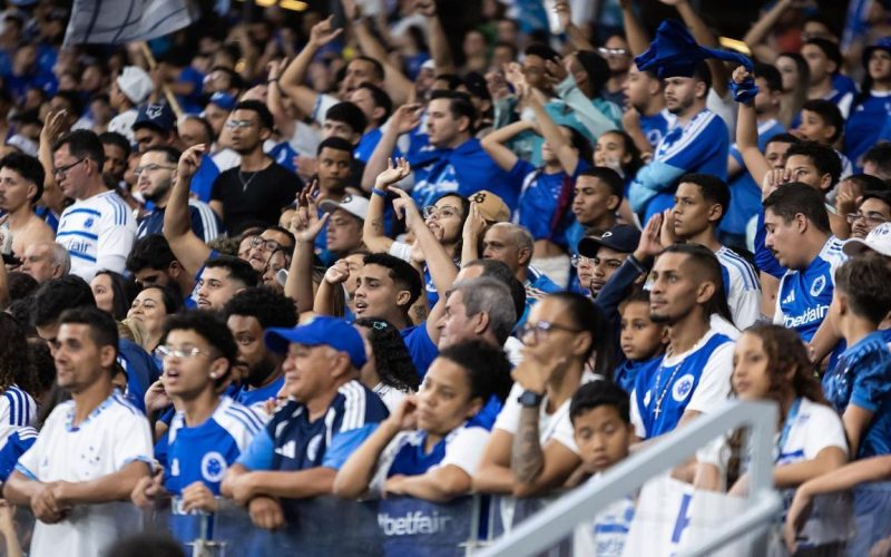 Cruzeiro aposta em promoção de ingressos para duelo contra Athletico-PR no Mineirão