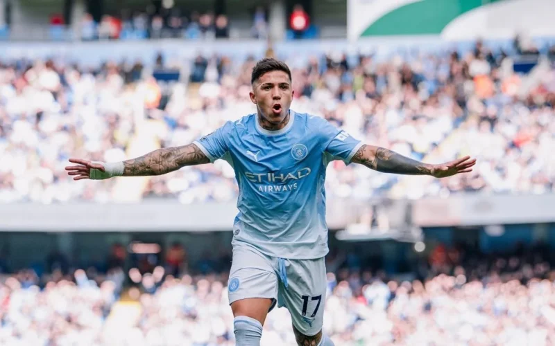 Enzo brilha em vitória emocionante do Manchester City sobre o Sunderland na Premier League