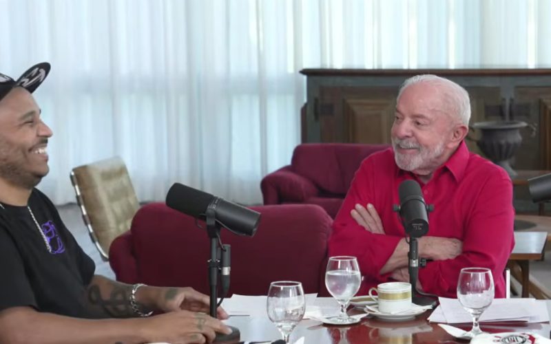 Lula homenageia Givanildo Oliveira e destaca conquistas do técnico pelo América Mineiro