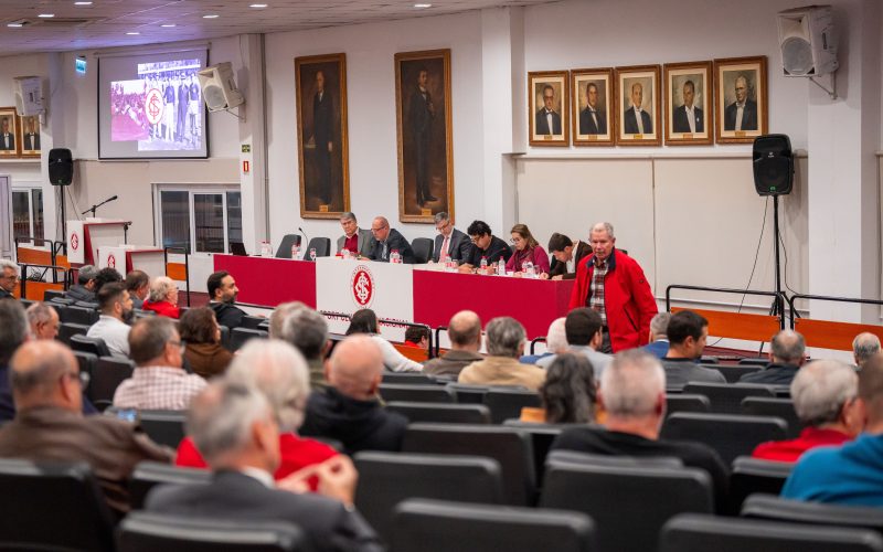 Internacional apresenta déficit de 160 milhões em reunião do Conselho Deliberativo e reprova adiantamento do calendário eleitoral de 2026