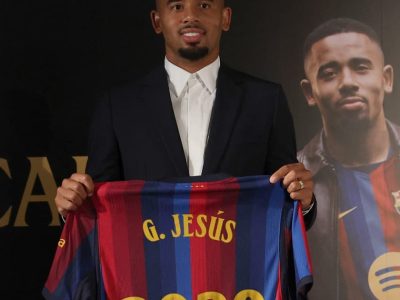 Gabriel Jesus é confirmado como novo atacante do Barcelona até 2029 após saída do Arsenal