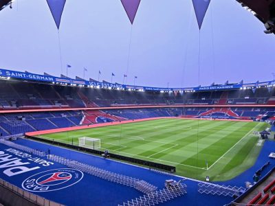 Sexta-feira de grandes jogos: Ipswich Town x Liverpool, PSG x Monaco e Palmeiras x Bahia em destaque