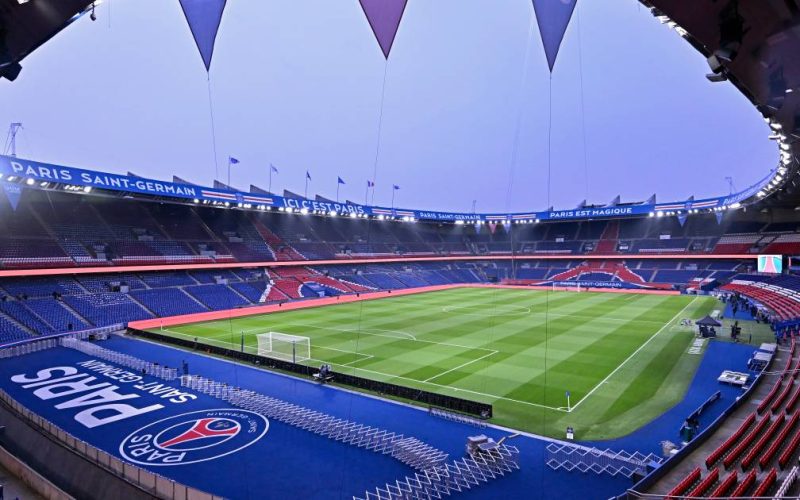 Sexta-feira de grandes jogos: Ipswich Town x Liverpool, PSG x Monaco e Palmeiras x Bahia em destaque