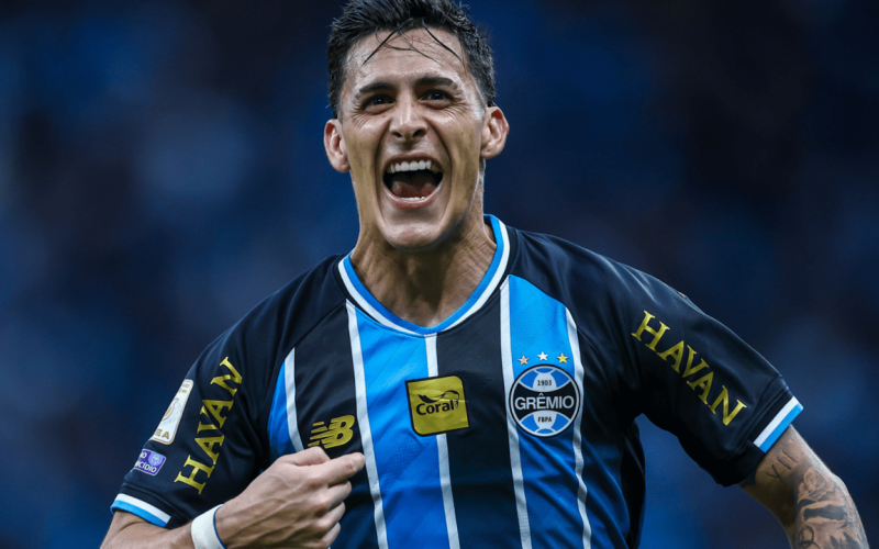 Grêmio tem 11 estrangeiros no elenco e se prepara para mudanças com nova regra da CBF