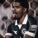 Goiás vira sobre o Avaí e mantém esperanças de acesso na Série B do Brasileiro
