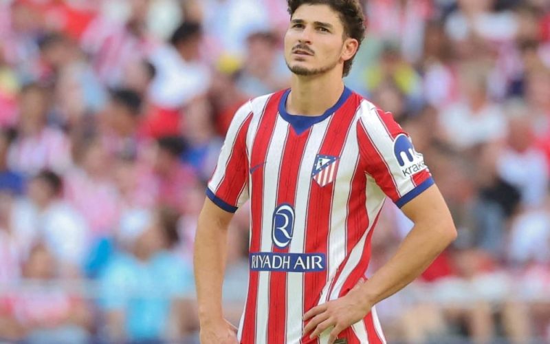 Deco revela tentativa frustrada do Barcelona para contratar Julián Álvarez do Atlético de Madrid