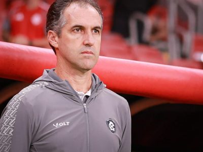 Remo dispensa Léo Condé após derrota contundente para o Bahia na Série A
