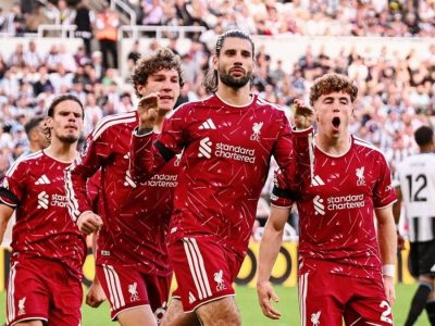 Liverpool assume a liderança com o elenco mais caro do futebol mundial, avaliado em 1,2 bilhão de euros