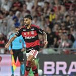 Flamengo bate Corinthians por 2 a 1 com gols de Paquetá e Bruno Henrique no Brasileirão