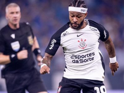 Corinthians decide não renovar contrato de Memphis e gera repercussão negativa na Espanha