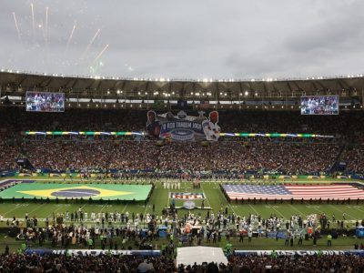 NFL faz história no Brasil com recorde de público no Maracanã em jogo entre Ravens e Cowboys