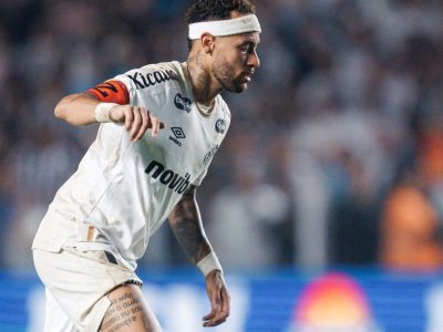 Neymar sofre lesão muscular e deve desfalcar o Santos em até 13 jogos na reta final da temporada
