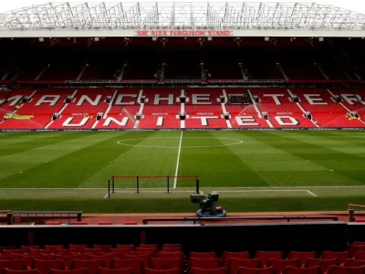Manchester United e City medem forças no clássico em Old Trafford; saiba onde assistir e horário
