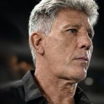 Renato Gaúcho registrado no BID e pronto para reestrear pelo Grêmio, mas Felipão comanda jogo contra o Botafogo