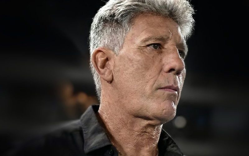 Renato Gaúcho registrado no BID e pronto para reestrear pelo Grêmio, mas Felipão comanda jogo contra o Botafogo
