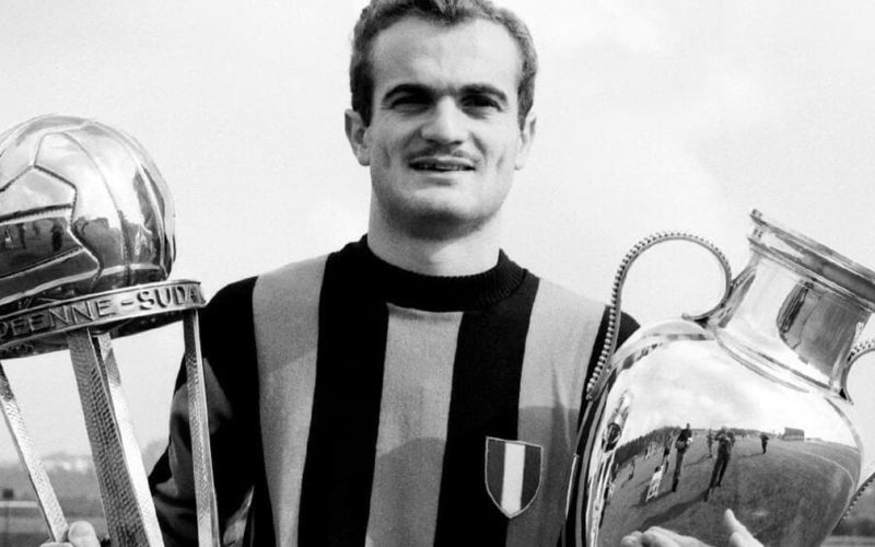 Morre Sandro Mazzola, ídolo eterno da Inter de Milão, aos 83 anos