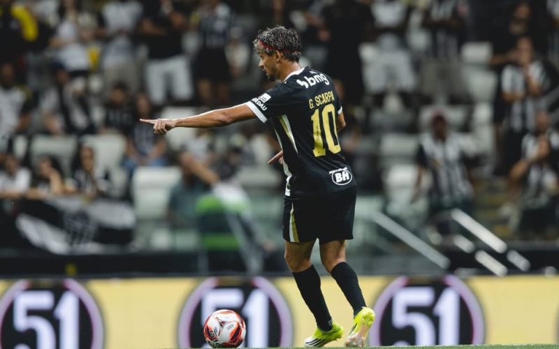 São Paulo avança nas negociações para contratar Gustavo Scarpa por empréstimo