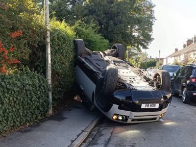 Sorba Thomas, atacante do Hull City, capota carro e sai ileso próximo ao centro de treinamento