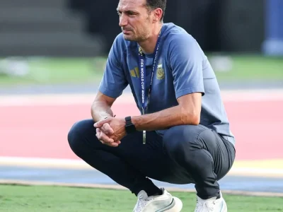 Lionel Scaloni fala sobre renovação com a Seleção Argentina e destaca prioridade na continuidade do trabalho