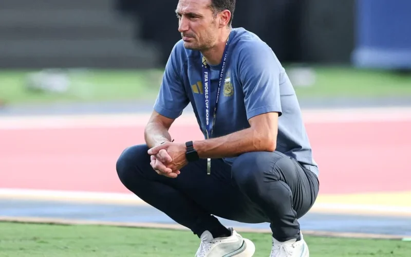 Lionel Scaloni fala sobre renovação com a Seleção Argentina e destaca prioridade na continuidade do trabalho