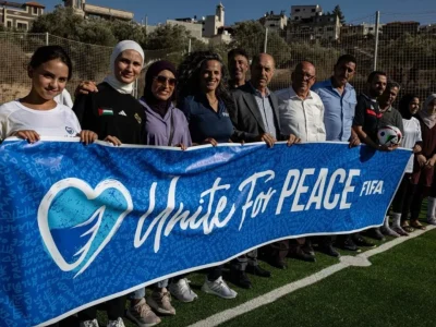 FIFA inaugura centros de futebol na Palestina e promove torneio com 160 crianças na Cisjordânia