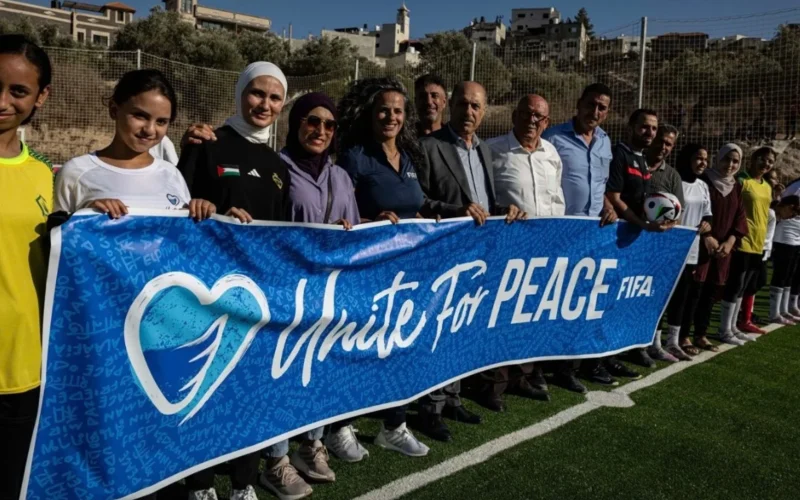 FIFA inaugura centros de futebol na Palestina e promove torneio com 160 crianças na Cisjordânia