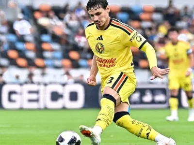 Confusão em clássico mexicano tem ex-Palmeiras Raphael Veiga como protagonista durante vitória do Cruz Azul