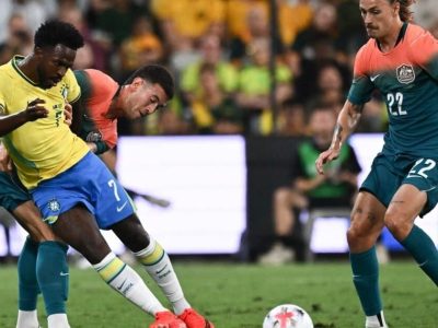 Imprensa espanhola critica desempenho da Seleção Brasileira em empate com a Austrália e aponta necessidade de reconstrução sob Ancelotti