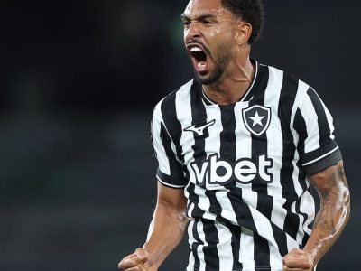 Botafogo e Bragantino empatam em 1 a 1 com gol contra e cabeçada de Vitinho no Brasileirão