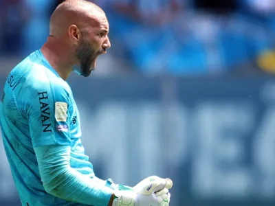 Weverton brilha e segura empate sem gols entre Grêmio e Palmeiras no Brasileirão