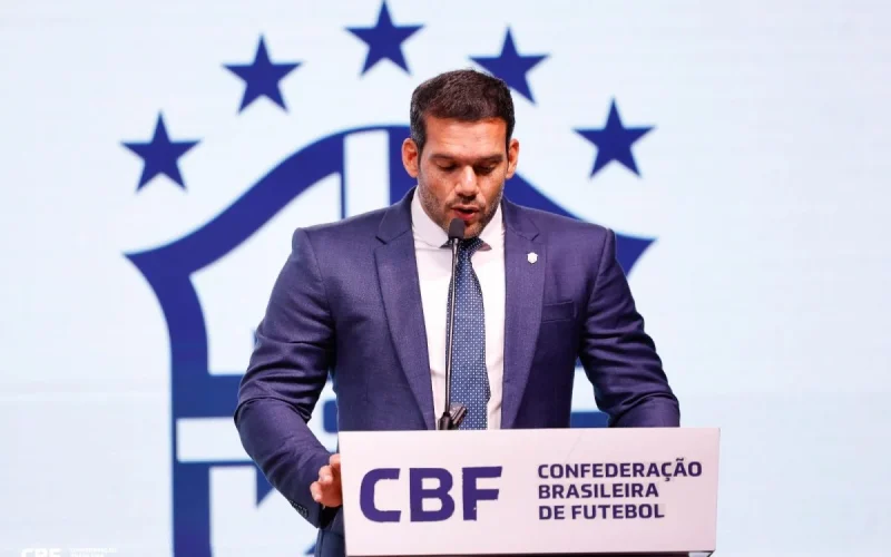 A redução no limite de jogadores estrangeiros no Brasileirão pode gerar polêmica jurídica envolvendo o Mercosul