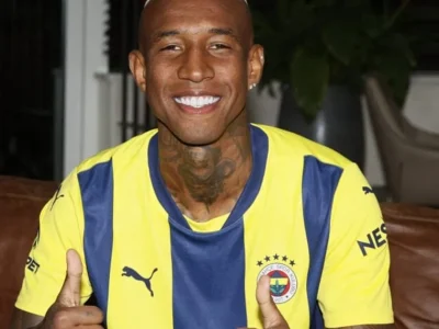 Anderson Talisca deixa o Fenerbahçe e acerta com o Al-Jazira nos Emirados Árabes