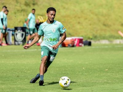 Arthur é transferido do Bayer Leverkusen e se junta ao Werder Bremen por empréstimo