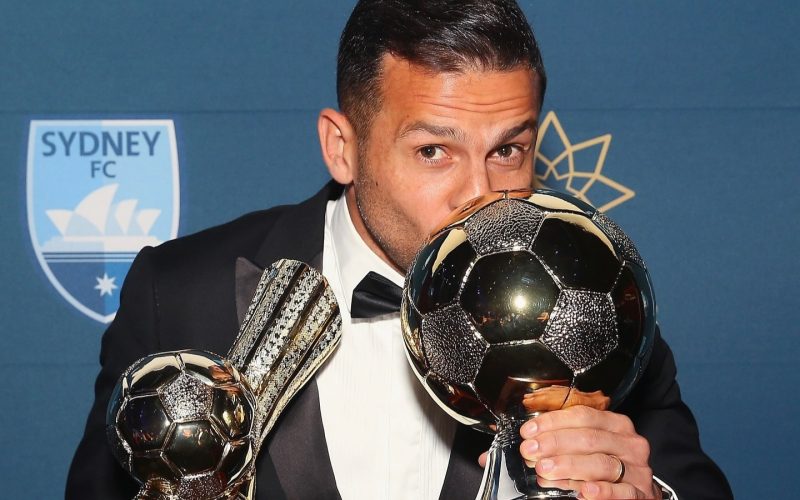 Bobô, ídolo da Austrália, alerta sobre riscos do amistoso contra a Seleção Brasileira