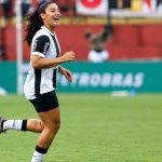 Duda Sampaio defende o Corinthians diante das críticas e celebra chegada à décima final do Brasileirão Feminino contra o São Paulo