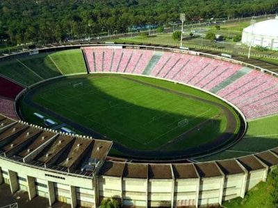 Uberlândia celebra título da Série D em amistoso contra o Mirassol no Parque do Sabiá