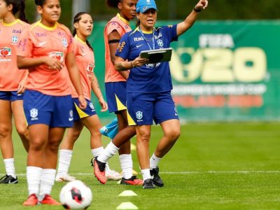 Brasil Feminino Sub-20 se prepara para estreia na Copa do Mundo contra a Tanzânia, destaca Camilla Orlando