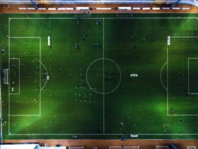 A Crise da Narração: Quando o Futebol Vira Gritaria e Memes